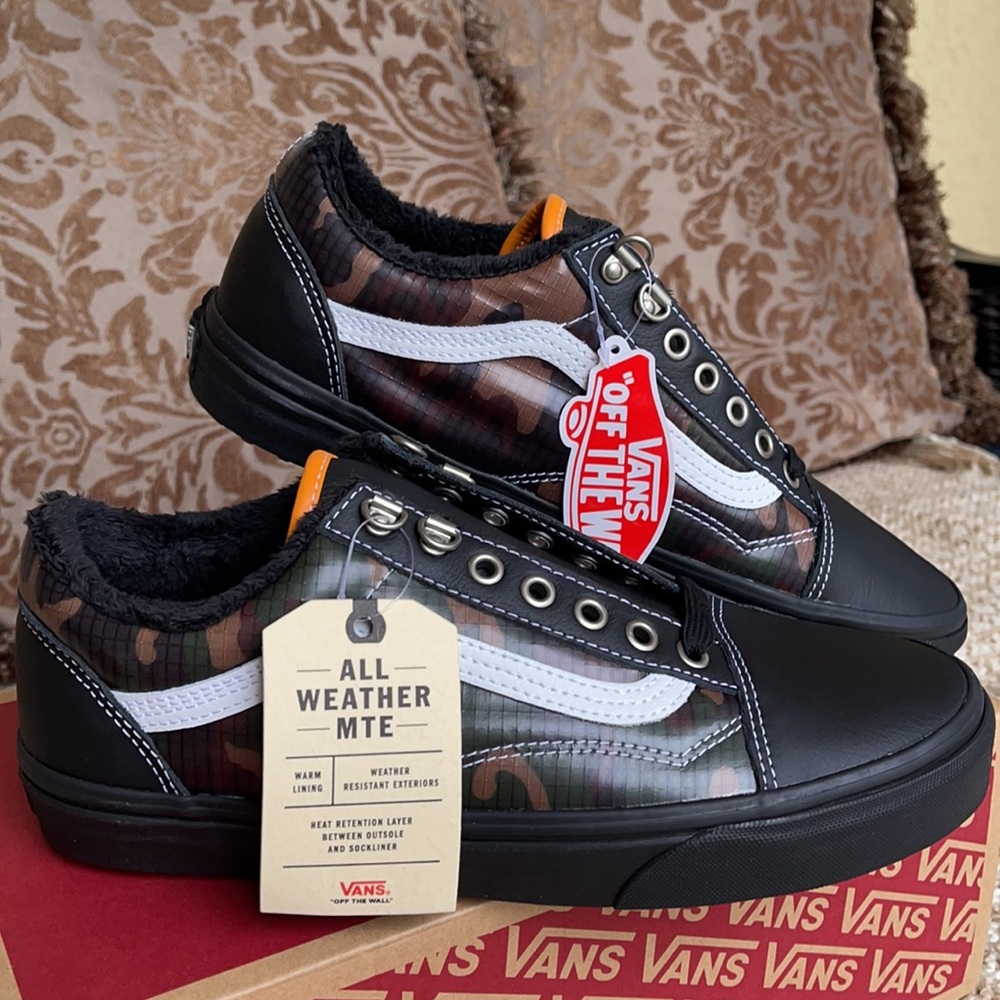 Vans WMNS Old Skool Mte Black/Camo Sneakers - Picture 9 of 16